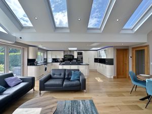 Photo 8- click for photo gallery